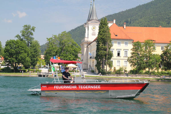 Mehrzweckboot der Feuerwehr Tegernsee